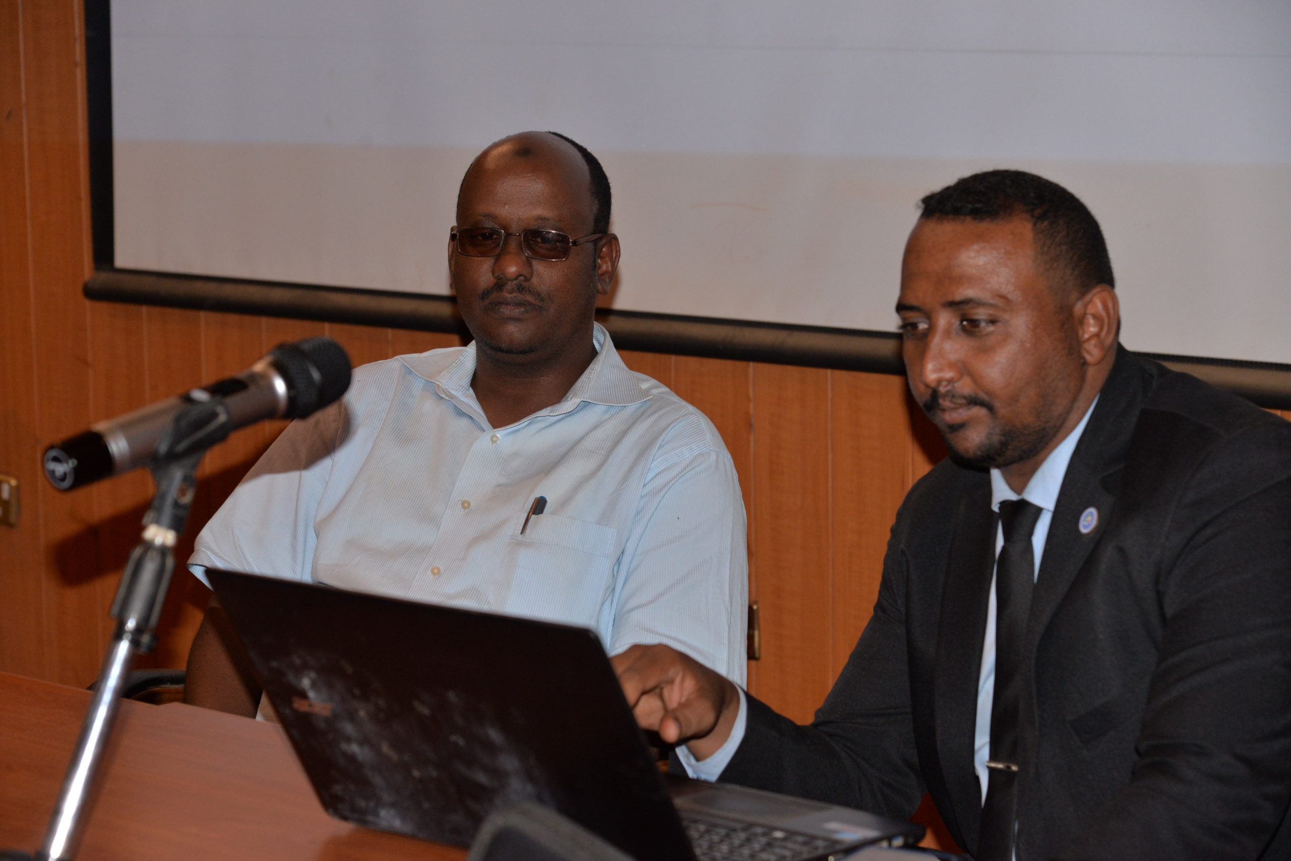 The Departments of Training and Professional Development and Graduates implement a training course on (self-development and time management)