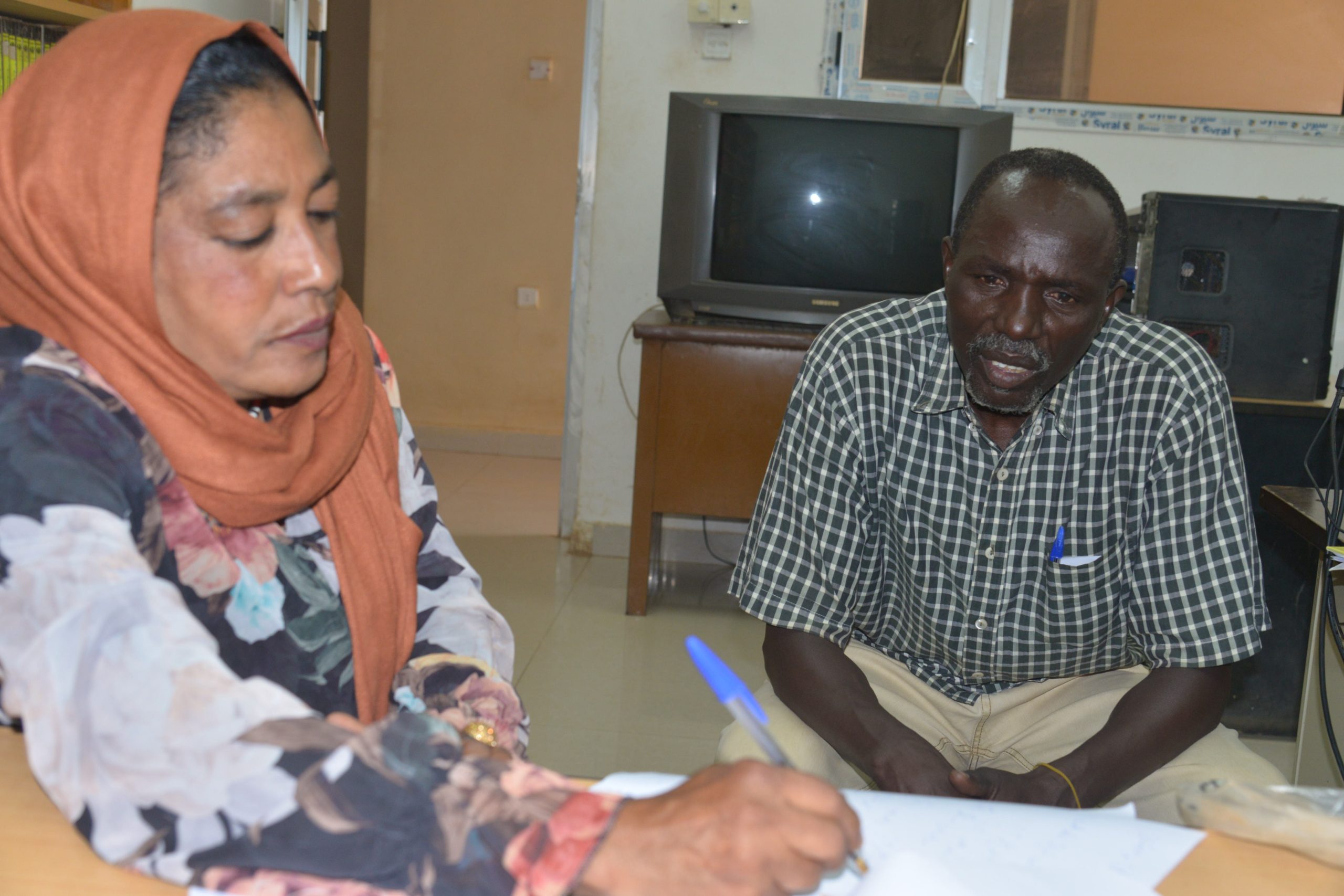 لاعب الفريق القومي والمريخ العاصمة السابق حمودة في بوح خاص